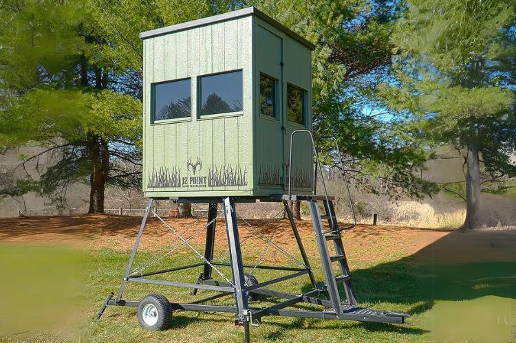 12 Point Hunting Blinds Trailer with 5’ hunting stand for easy mobility