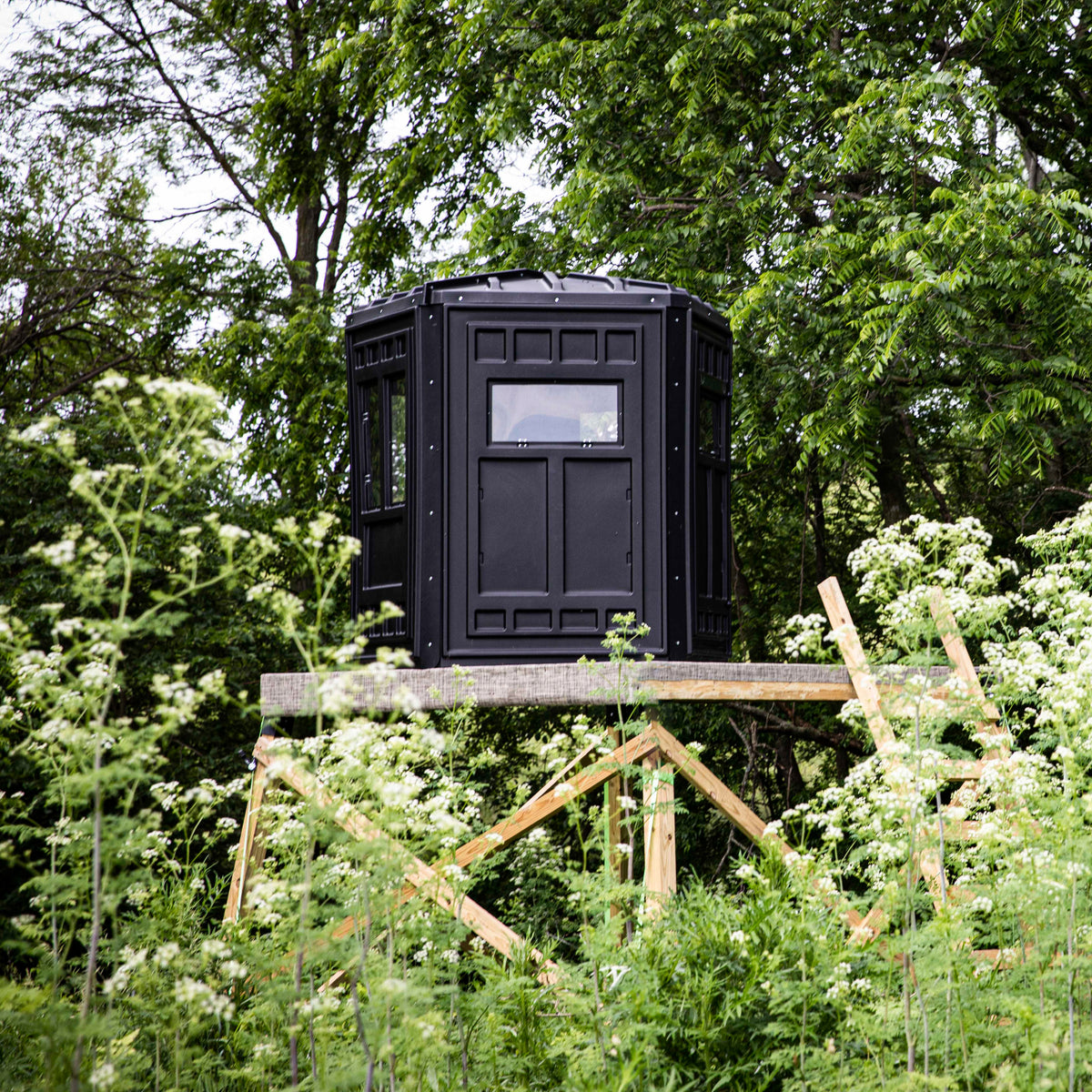 Booner Hunting Blind with 5-Panel Dagger design featuring dual and tinted windows, providing a durable and weather-resistant camouflage shelter for hunters in outdoor environments.