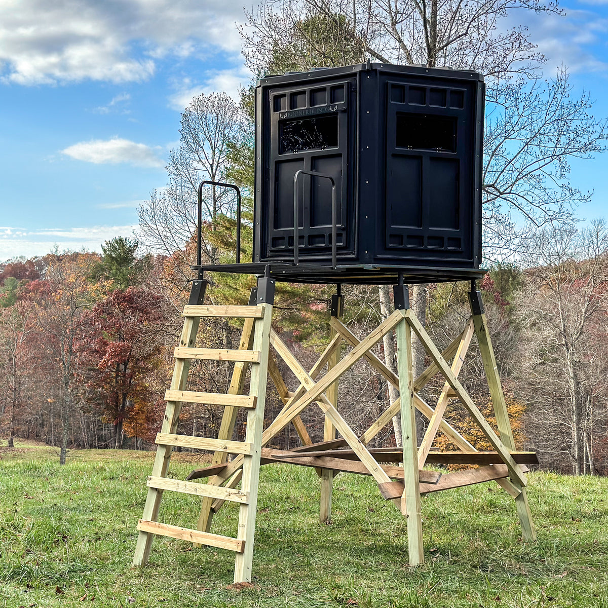 Booner Hunting Blinds with 6-Panel Thunderdome and Tinted Windows – Spacious, durable, and designed for ultimate concealment in the field.