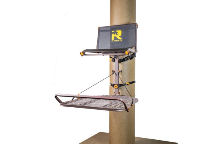 Rhino Hang On Tree Stand RTH-202 with shooting rail for added stability and comfort.