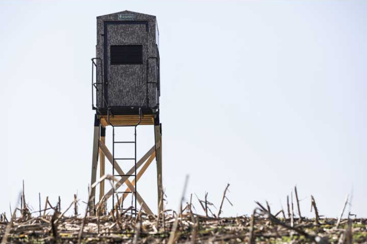 Shadow Hunter 4x6 Combo Blind with Elevation Bundle – All-weather hunting blind with elevated platform for enhanced visibility, comfort, and concealment.