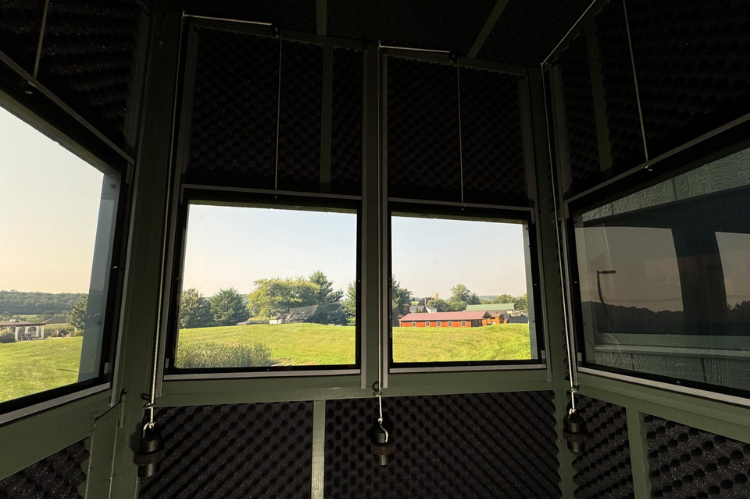 Durable 5x5 Booner blind from 12 Point Hunting Blinds Interior