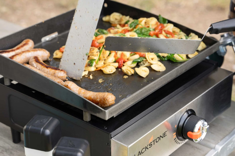 Blackstone 17" Tabletop Griddle 2142, portable Blackstone tabletop griddle perfect for hunting trips and outdoor cooking, delivering even heat and easy cleanup