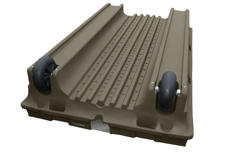 Southern Outdoor Bass Hunter Bass Baby Fishing Boat – Compact, stable, and durable fishing boat designed for easy maneuverability on the water.