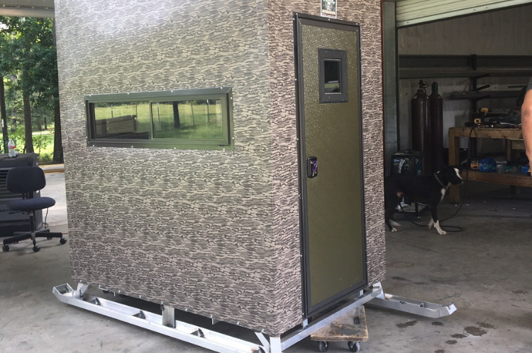 Aluminum and Insulated Deer Blinds 4' X 6' Elevated with 5' Base, Stairs, Porch & Railings Big Dogg