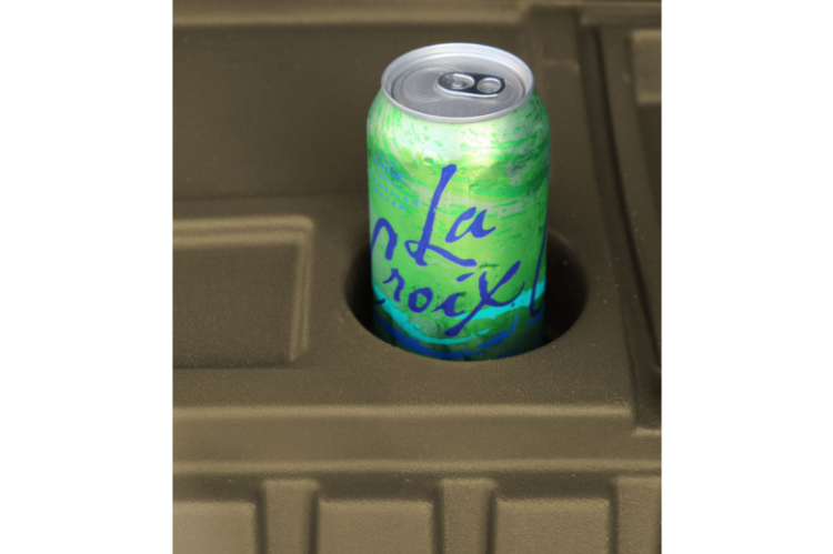 Southern Outdoor Bass Hunter Bass Baby Fishing Boat – Compact, stable, and durable fishing boat designed for easy maneuverability on the water.