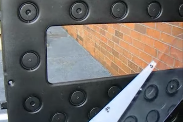 Snap Lock 4x4 Hunting Blind Window Kit