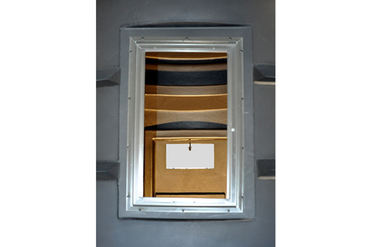 Sportsman's Condo "The Bow" by Southern Outdoor Technologies – a durable, one-piece hunting blind designed for bowhunters, featuring a spacious interior, weather-resistant construction, and 360-degree visibility for optimal shooting angles.